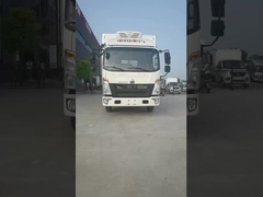 SINOTRUK HOWO 4*2 आइसक्रीम और जमे हुए खाद्य पदार्थों के परिवहन के लिए रेफ्रिजरेटेड बॉक्स ट्रक